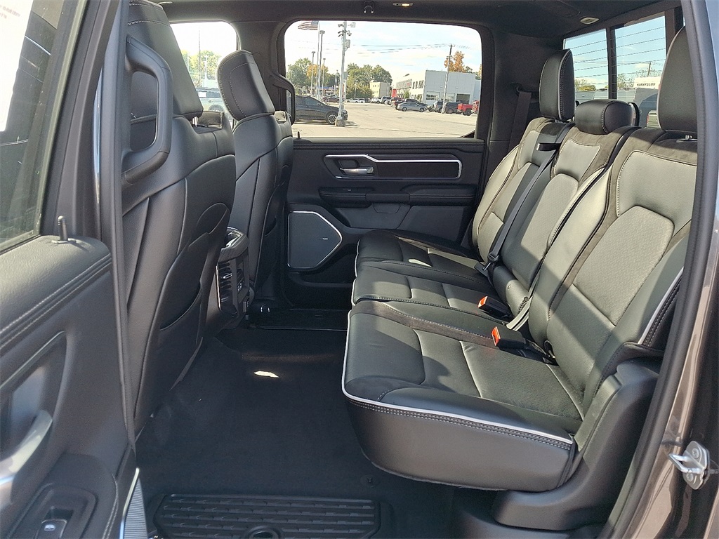 2026 Ram 1500 Laramie - Photo 6
