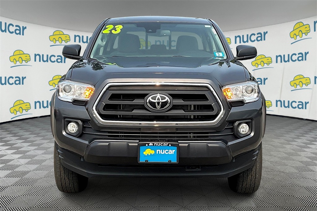 2023 Toyota Tacoma SR5 - Photo 2