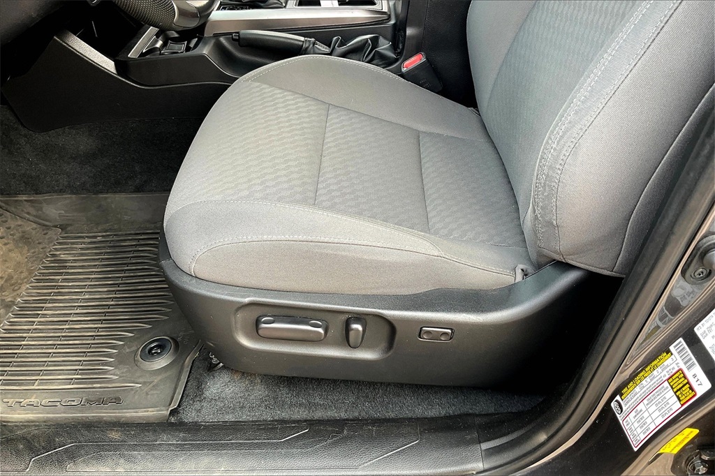 2023 Toyota Tacoma SR5 - Photo 31