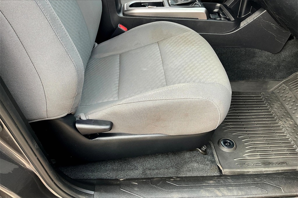 2023 Toyota Tacoma SR5 - Photo 33