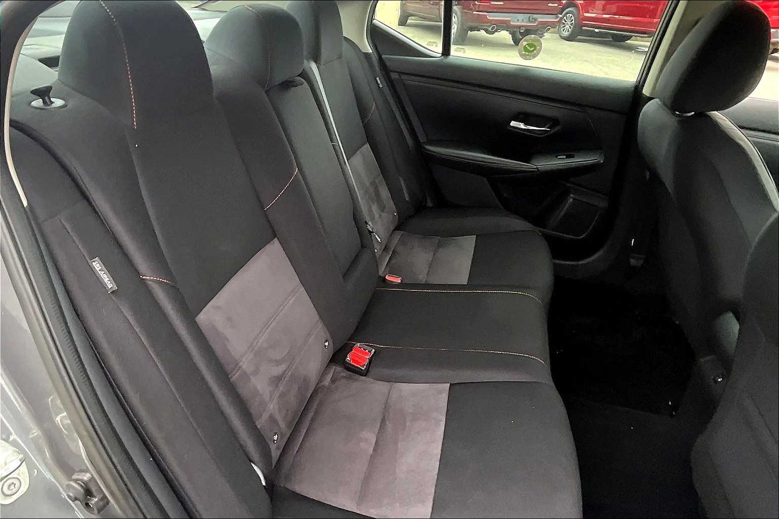 2020 Nissan Sentra SR - Photo 16