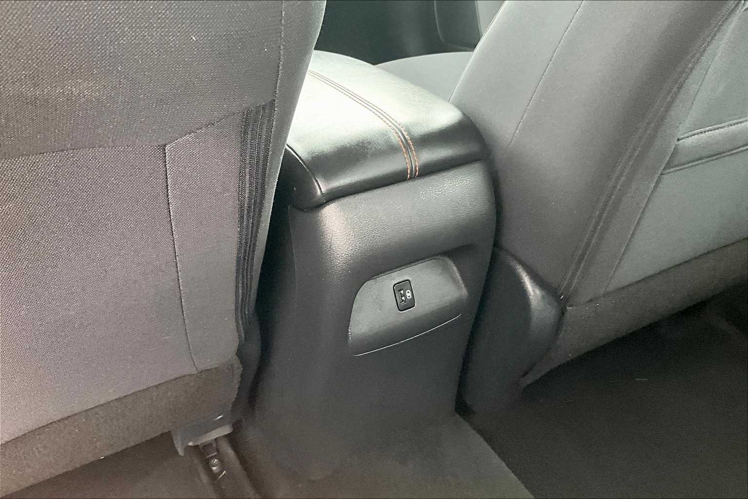 2020 Nissan Sentra SR - Photo 25