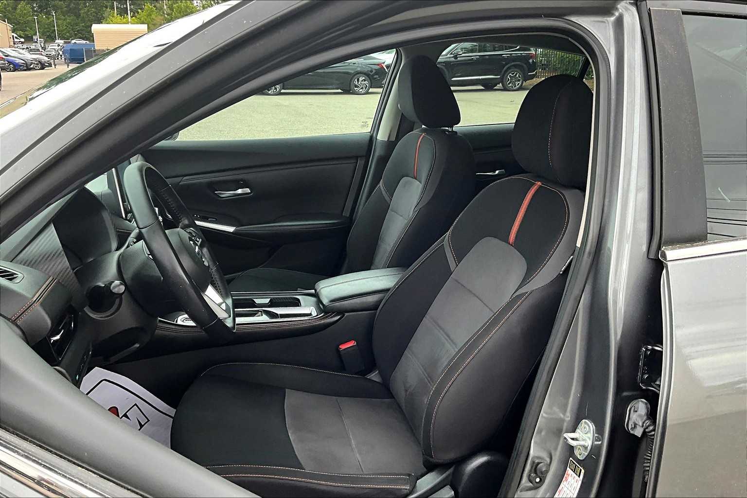 2020 Nissan Sentra SR - Photo 10
