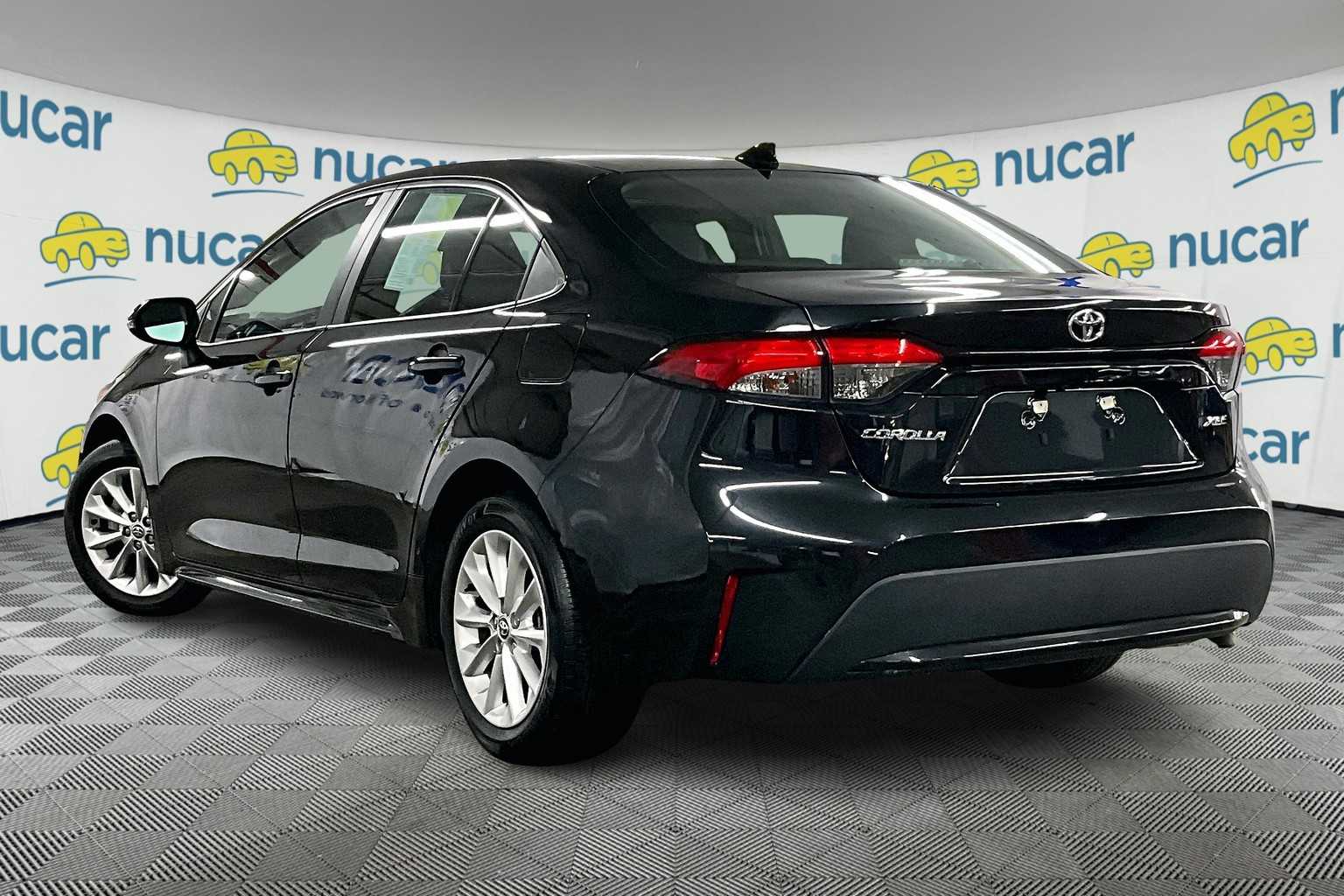 2022 Toyota Corolla XLE - Photo 4