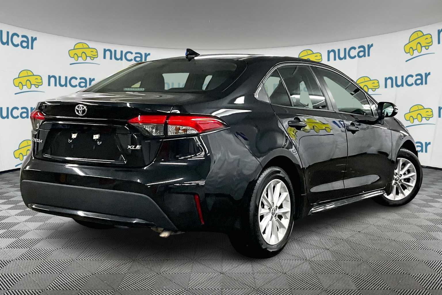 2022 Toyota Corolla XLE - Photo 6