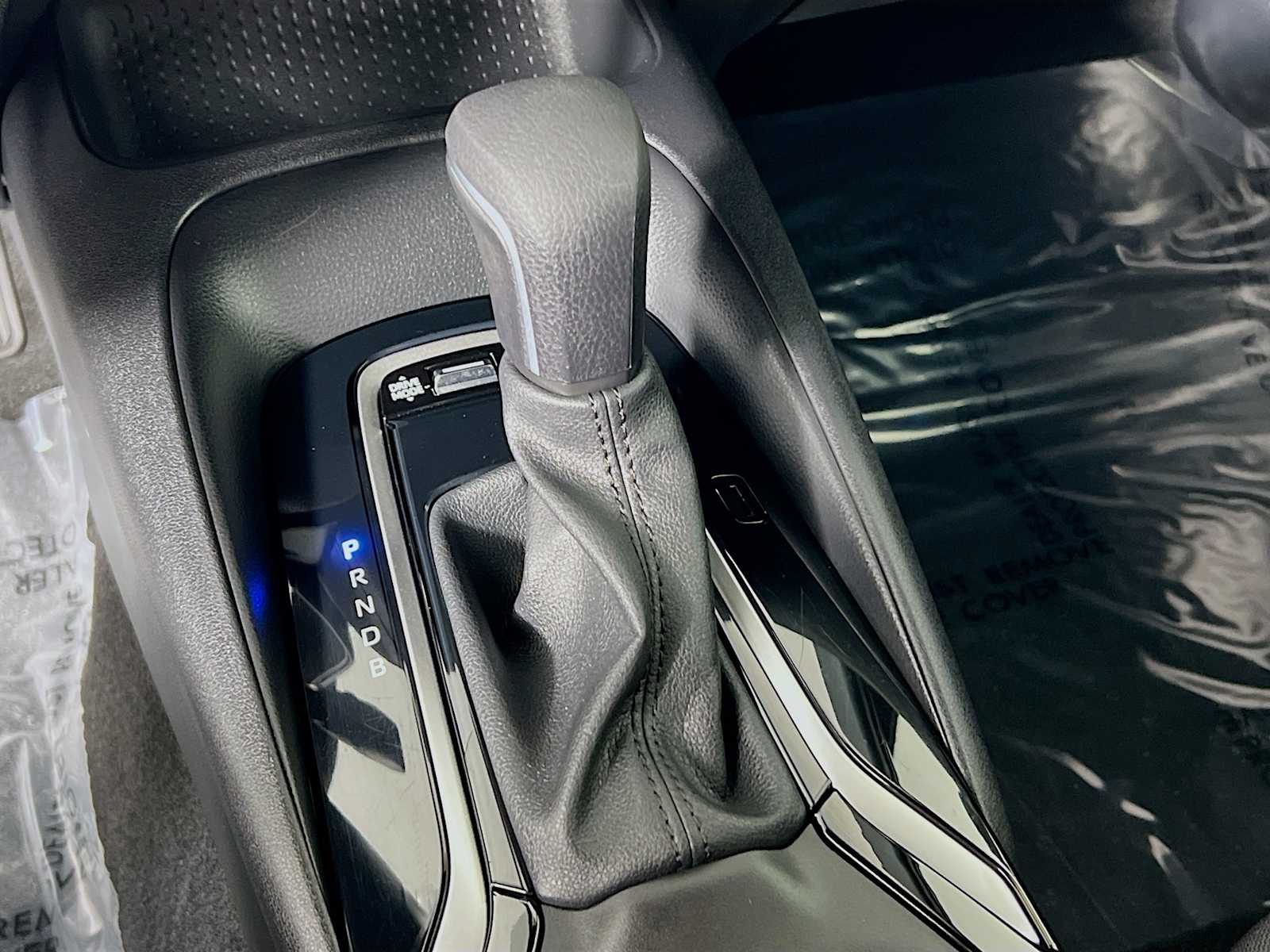2023 Toyota Corolla SE - Photo 16