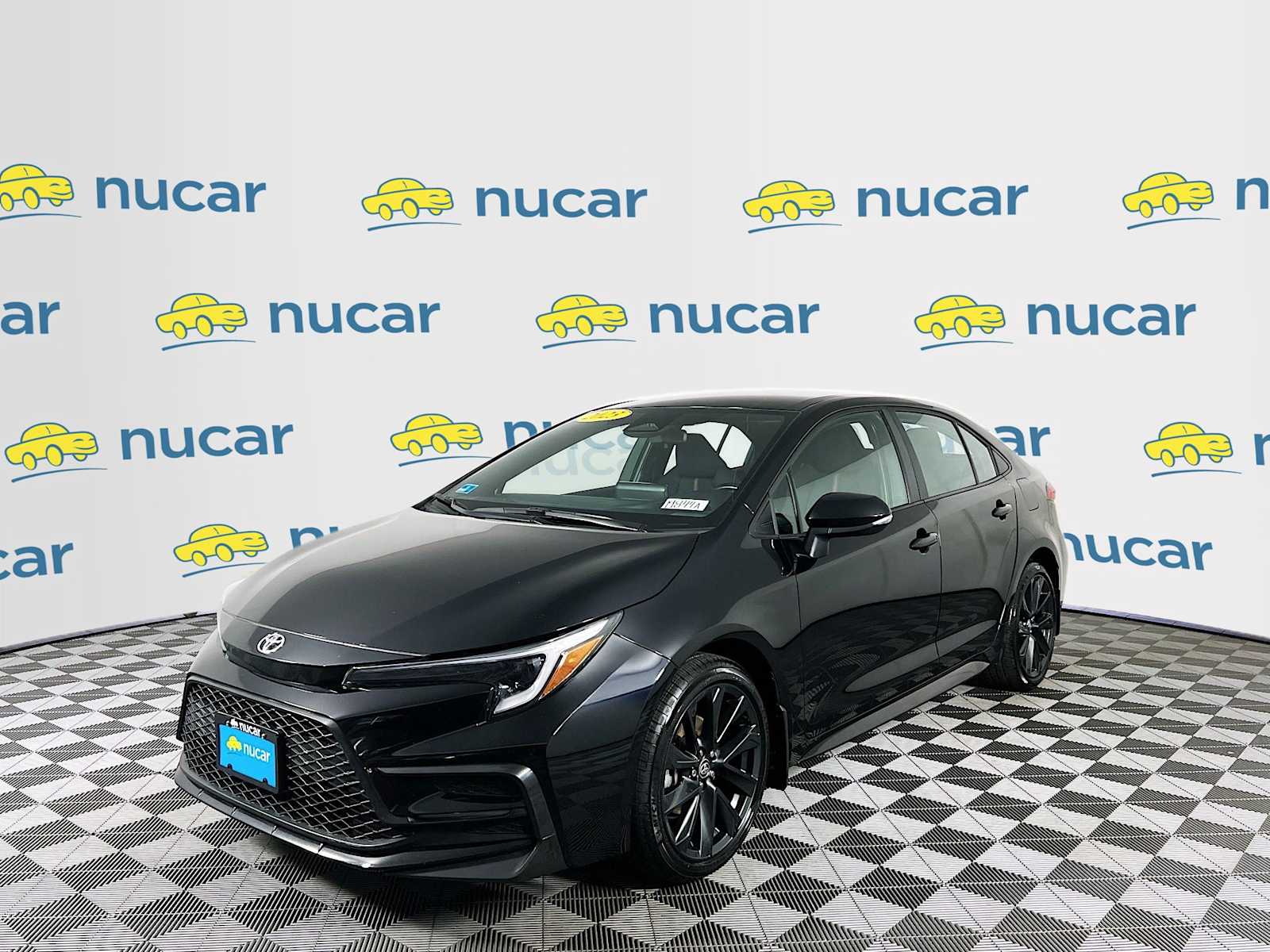 2023 Toyota Corolla SE - Photo 3
