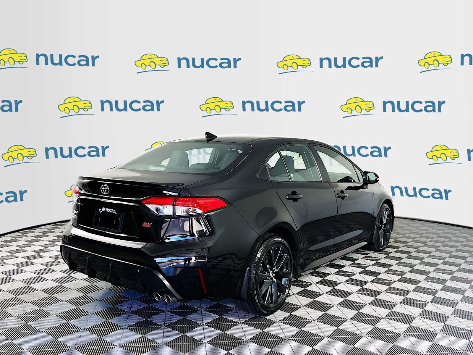 2023 Toyota Corolla SE - Photo 7