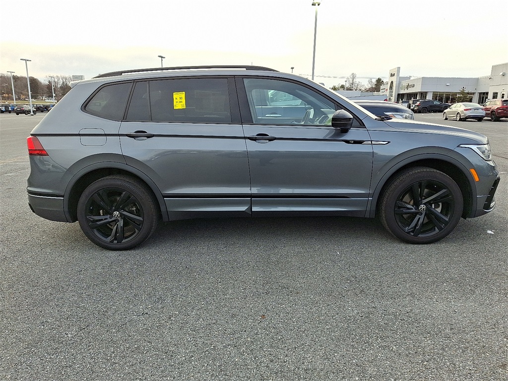 2023 Volkswagen Tiguan 2.0T SE R-Line Black - Photo 7