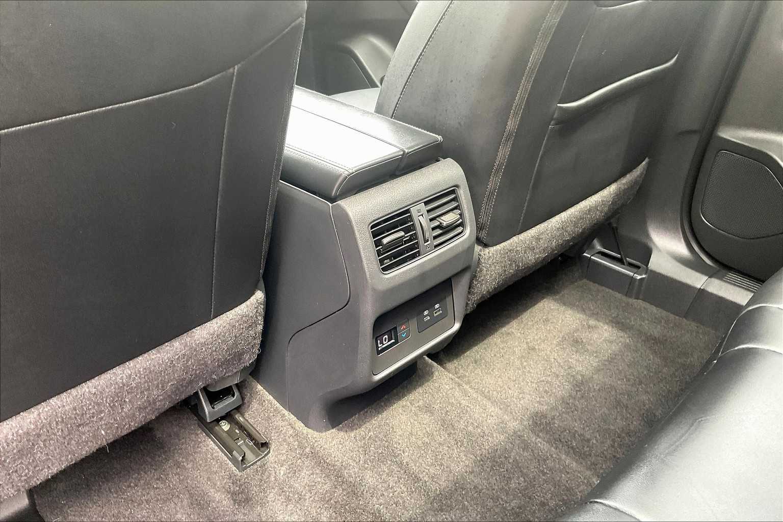 2023 Nissan Rogue SL - Photo 28