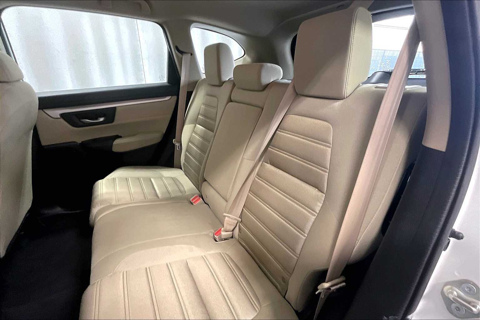 2018 Honda CR-V LX - Photo 15
