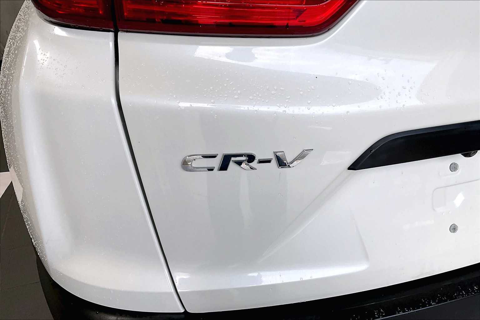 2018 Honda CR-V LX - Photo 28