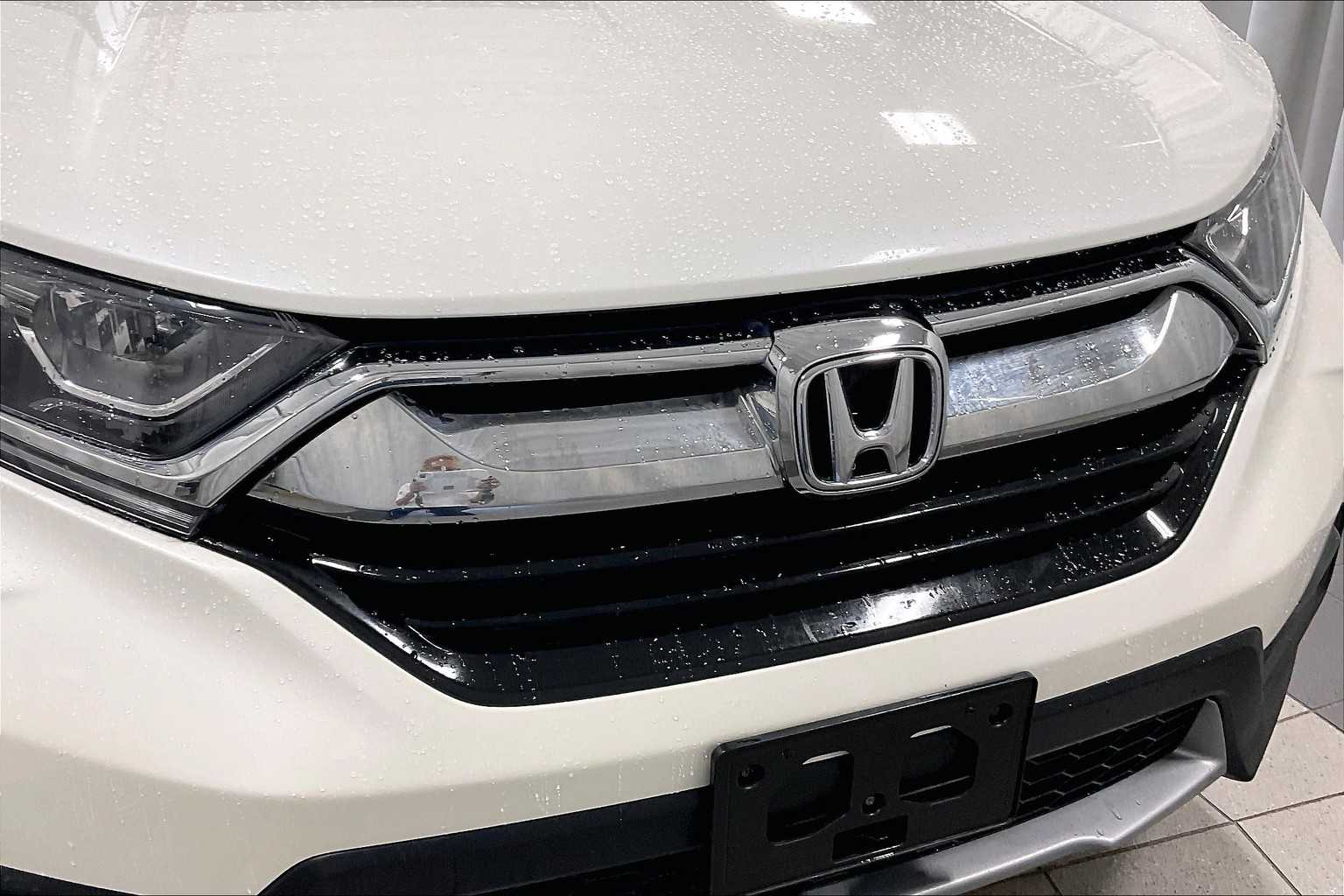 2018 Honda CR-V LX - Photo 31
