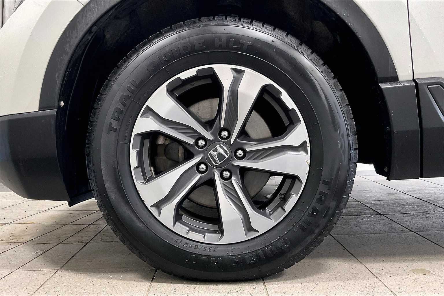 2018 Honda CR-V LX - Photo 7