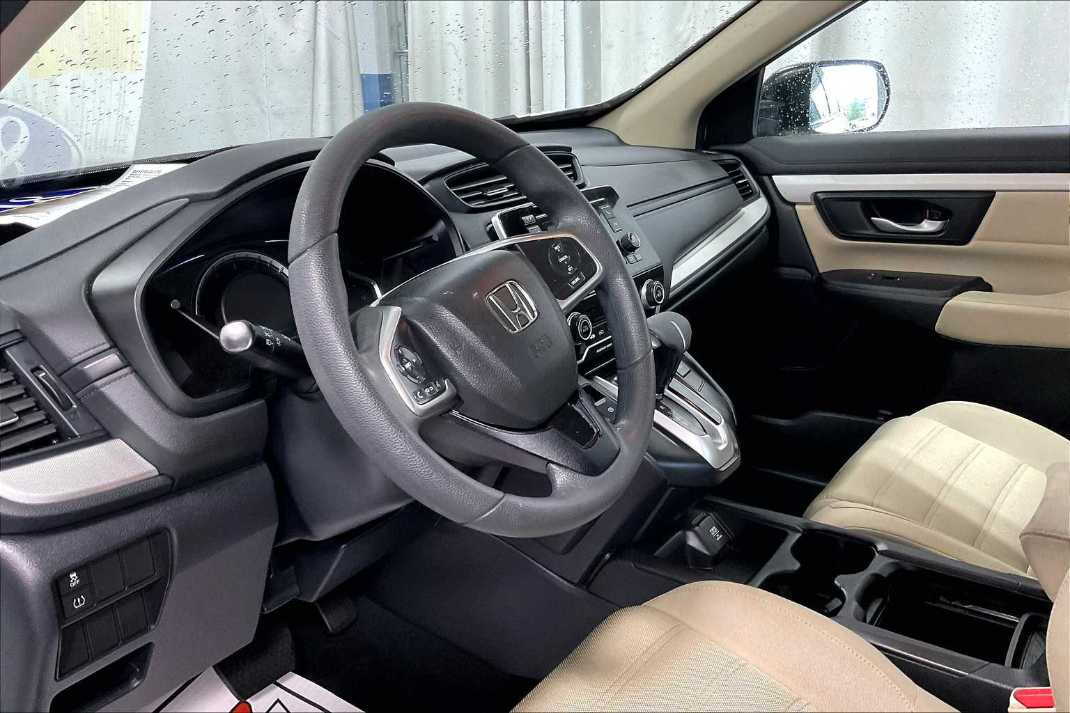 2018 Honda CR-V LX - Photo 8