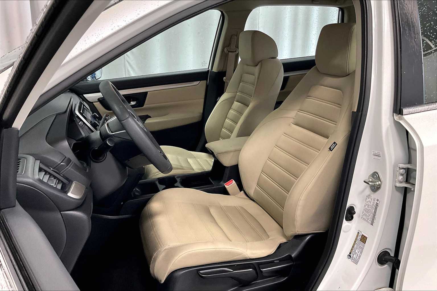 2018 Honda CR-V LX - Photo 10