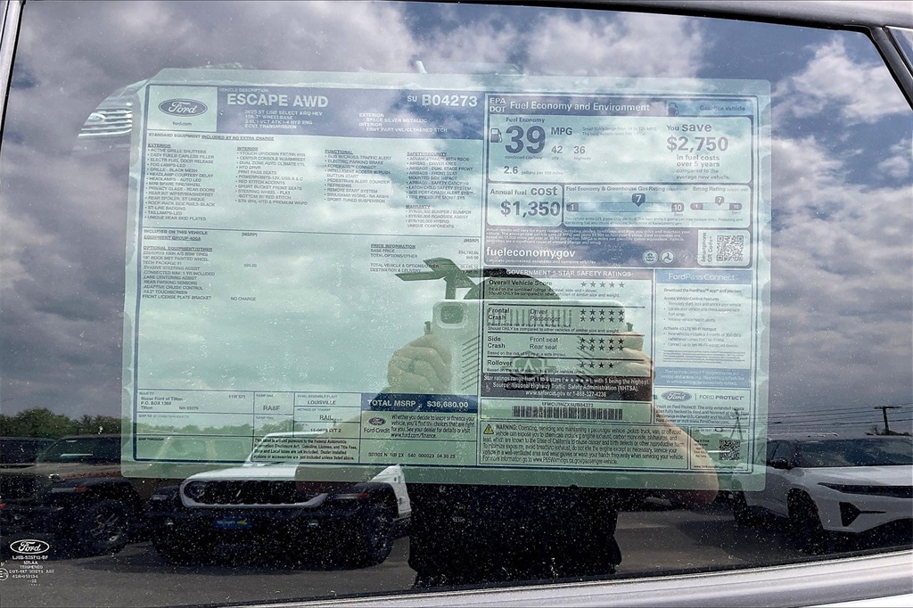 2025 Ford Escape Hybrid ST-Line Select - Photo 17