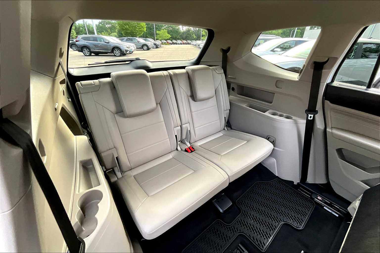 2022 Volkswagen Atlas 2.0T SE - Photo 17