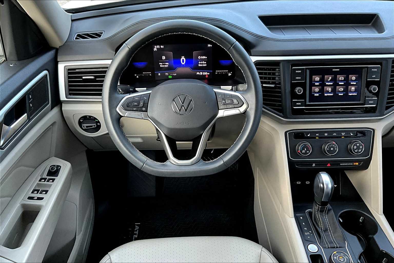 2022 Volkswagen Atlas 2.0T SE - Photo 18