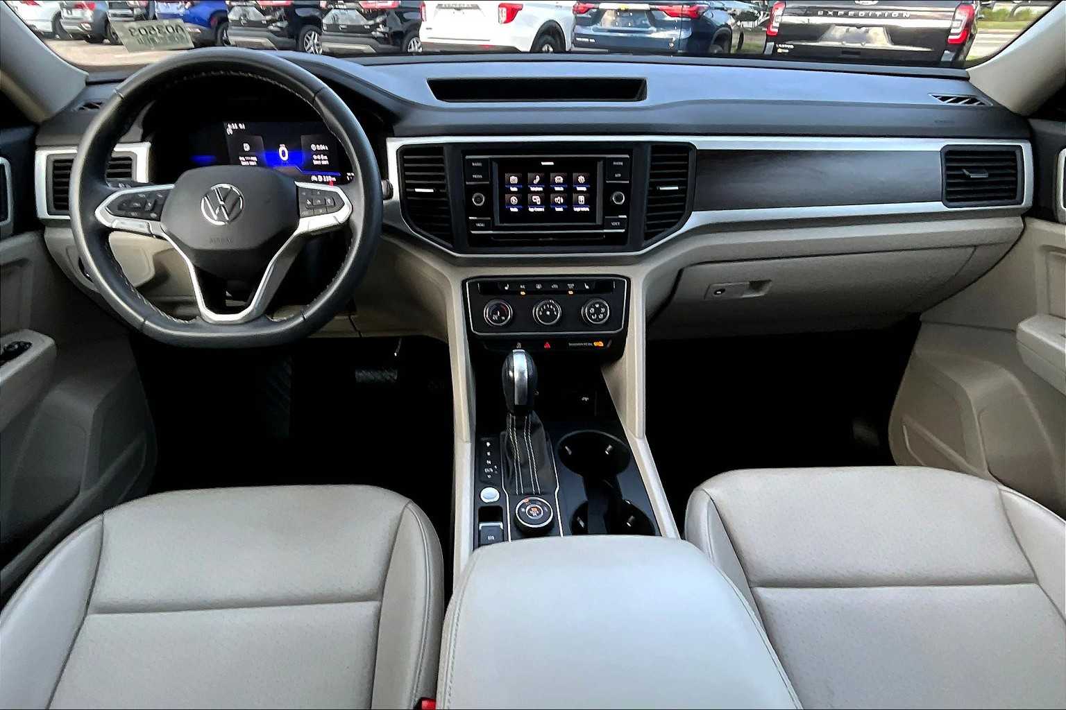 2022 Volkswagen Atlas 2.0T SE - Photo 22