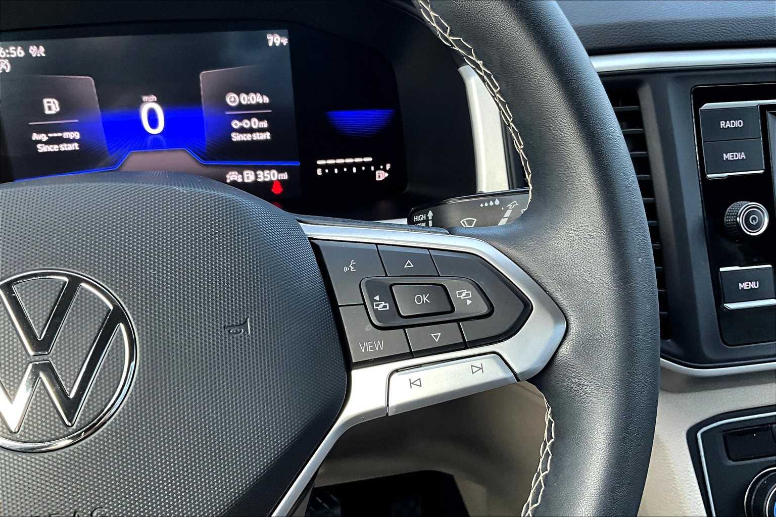 2022 Volkswagen Atlas 2.0T SE - Photo 24