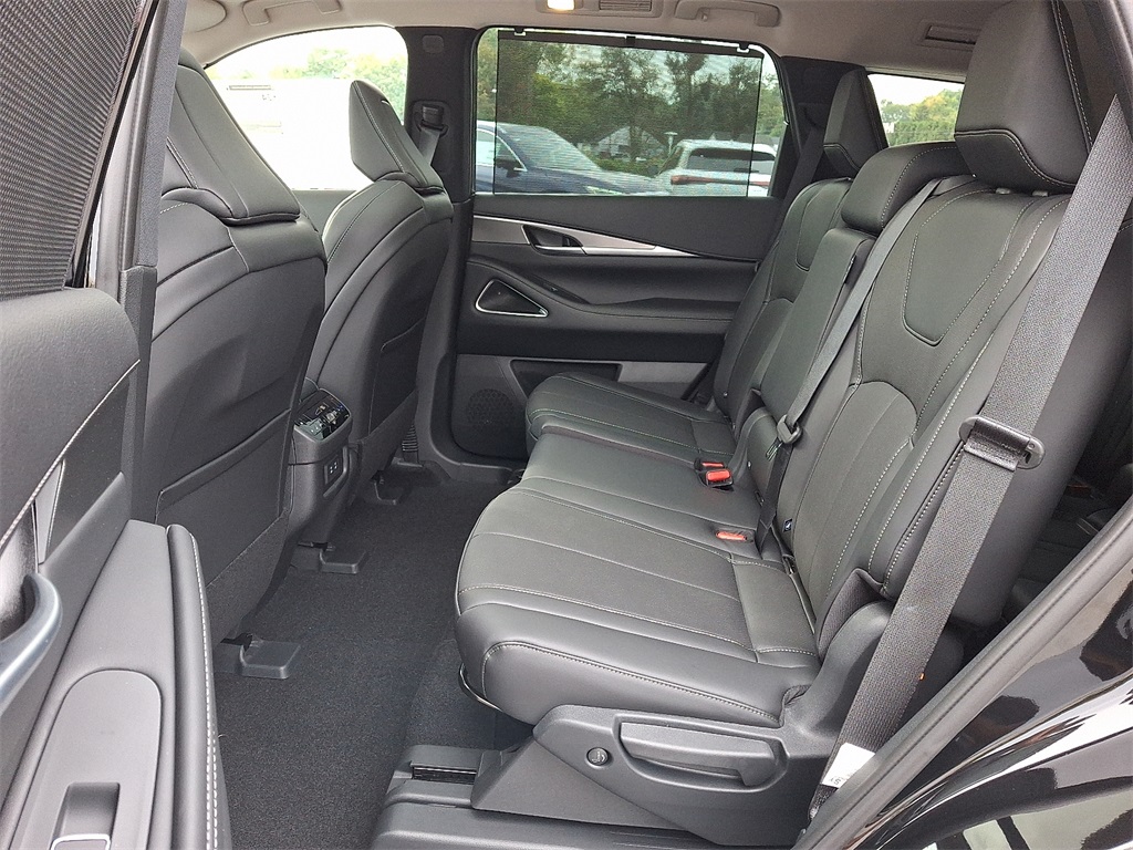 2026 INFINITI QX60 LUXE - Photo 6
