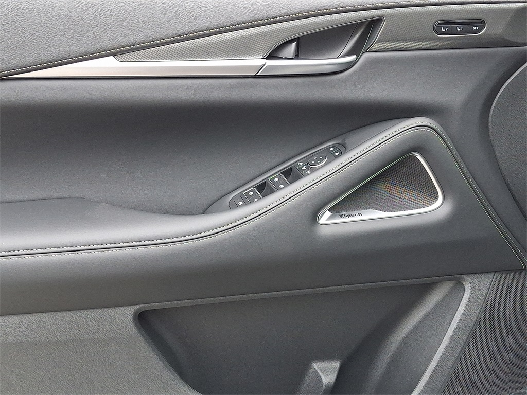 2026 INFINITI QX60 LUXE - Photo 9