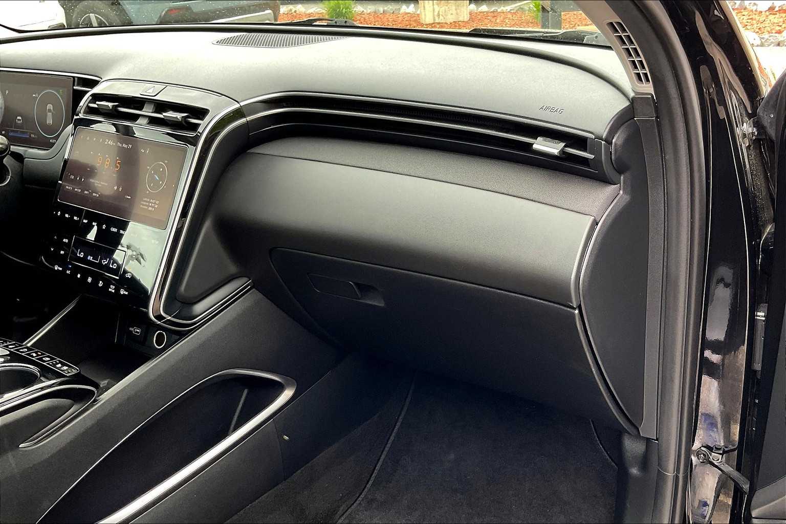 2022 Hyundai Tucson Limited - Photo 13