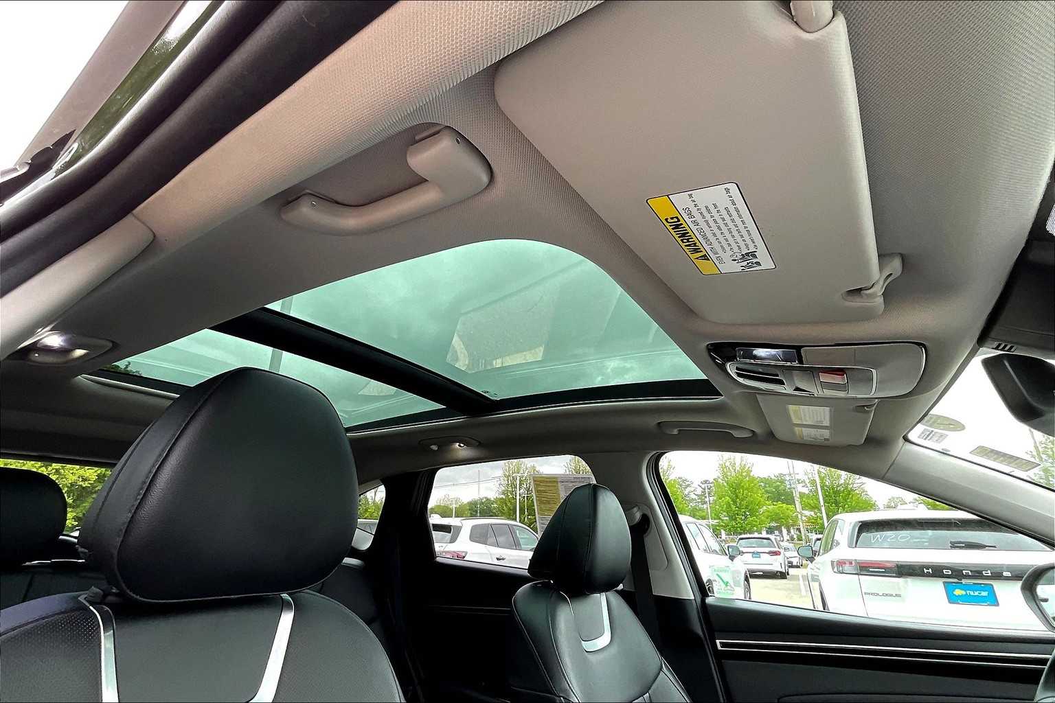 2022 Hyundai Tucson Limited - Photo 22