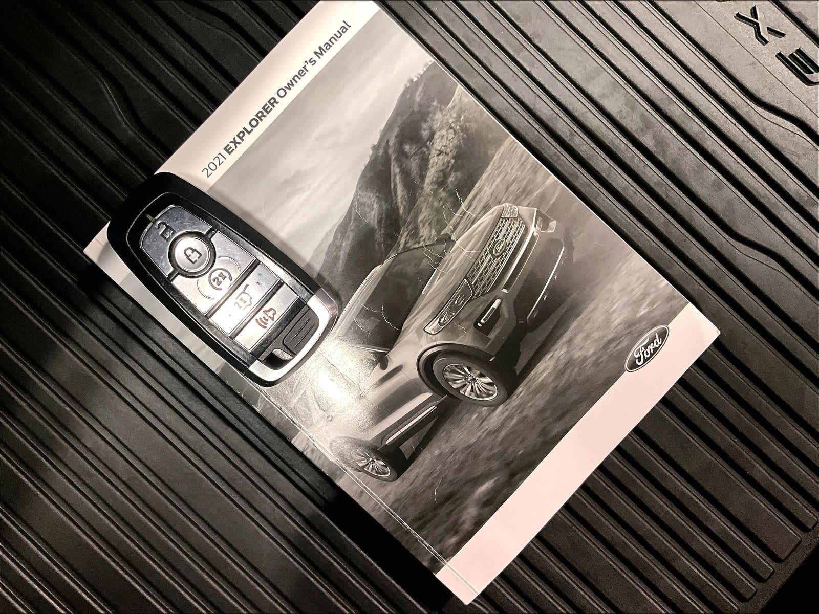 2021 Ford Explorer Platinum - Photo 32