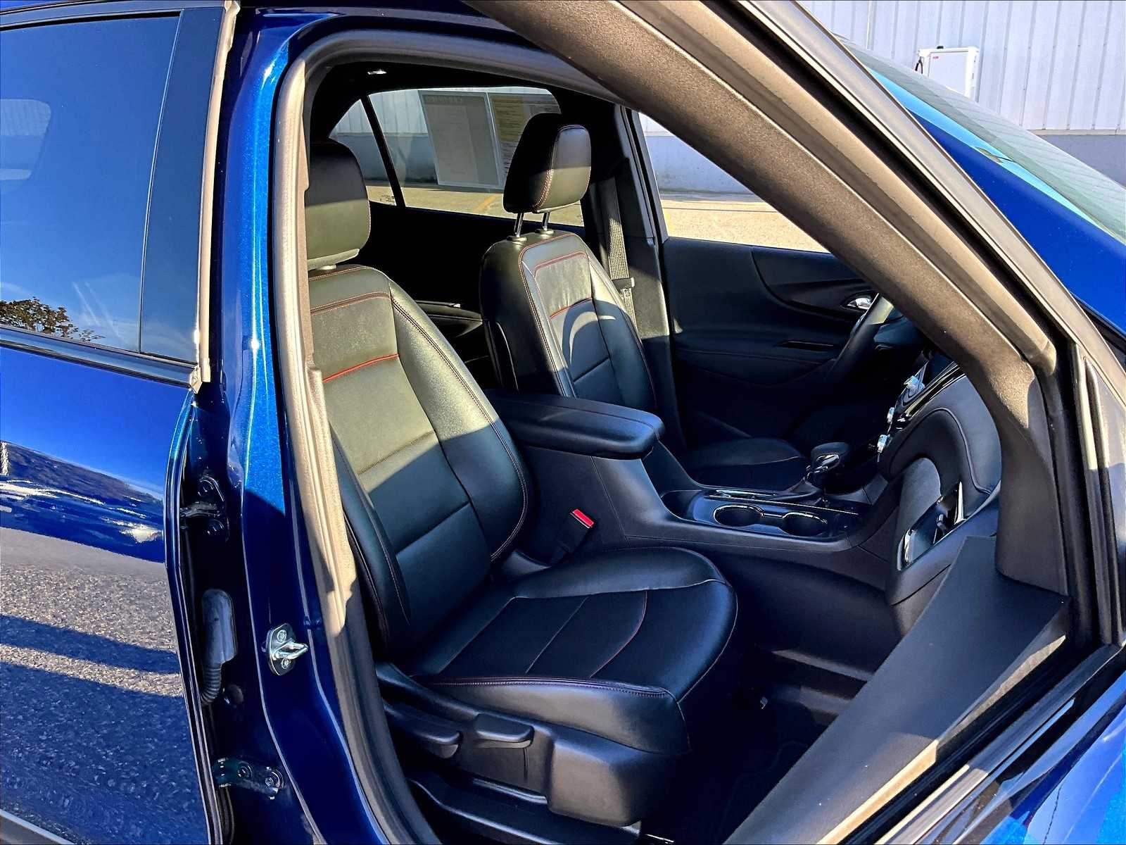 2022 Chevrolet Equinox RS - Photo 11