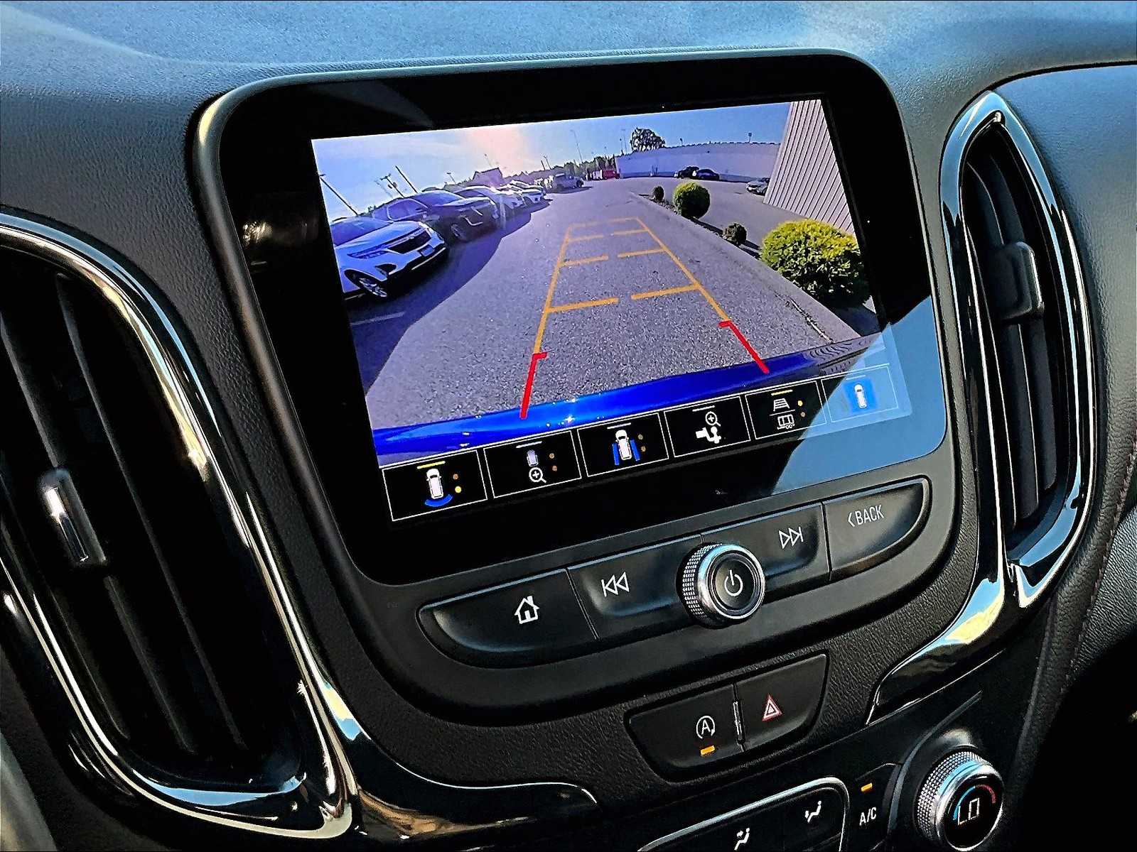 2022 Chevrolet Equinox RS - Photo 19