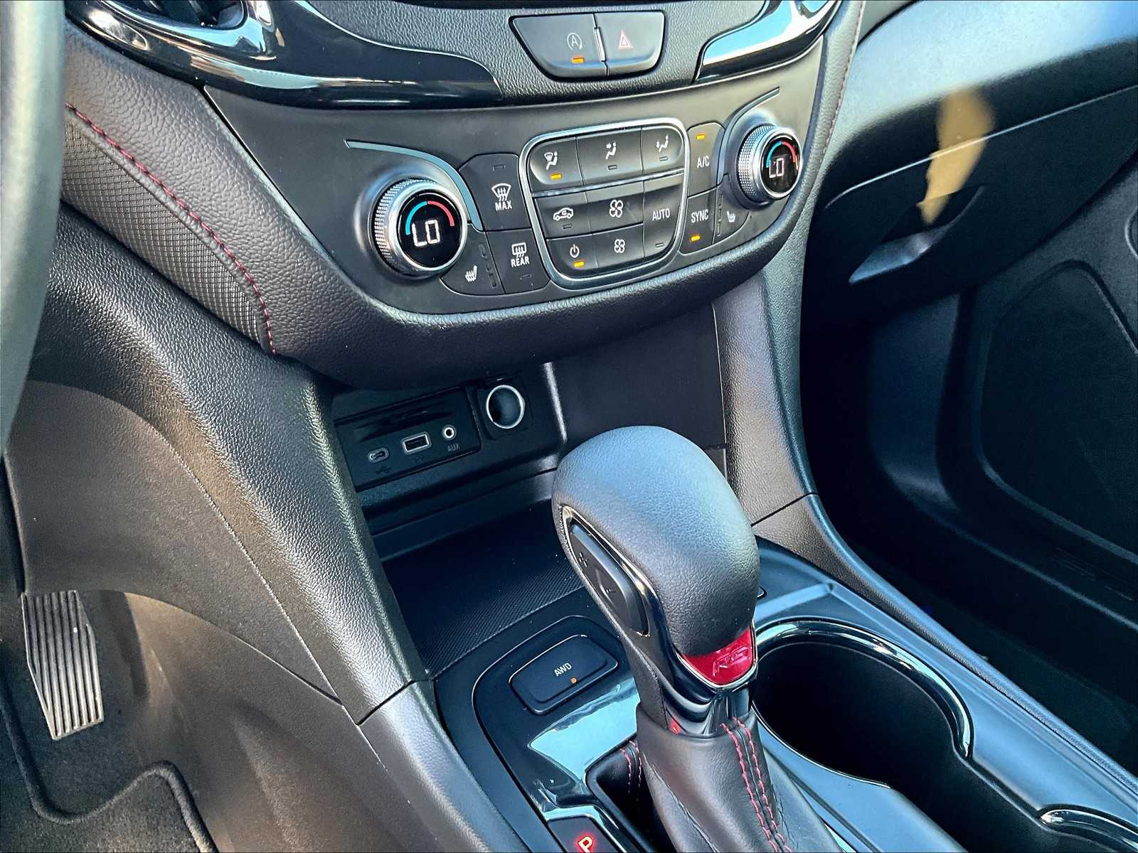 2022 Chevrolet Equinox RS - Photo 25