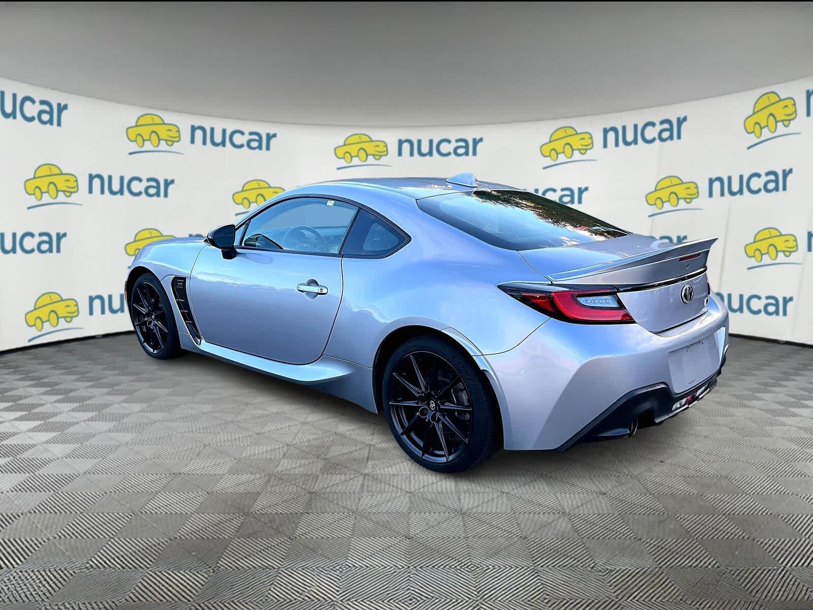 2023 Toyota GR86 Premium - Photo 3