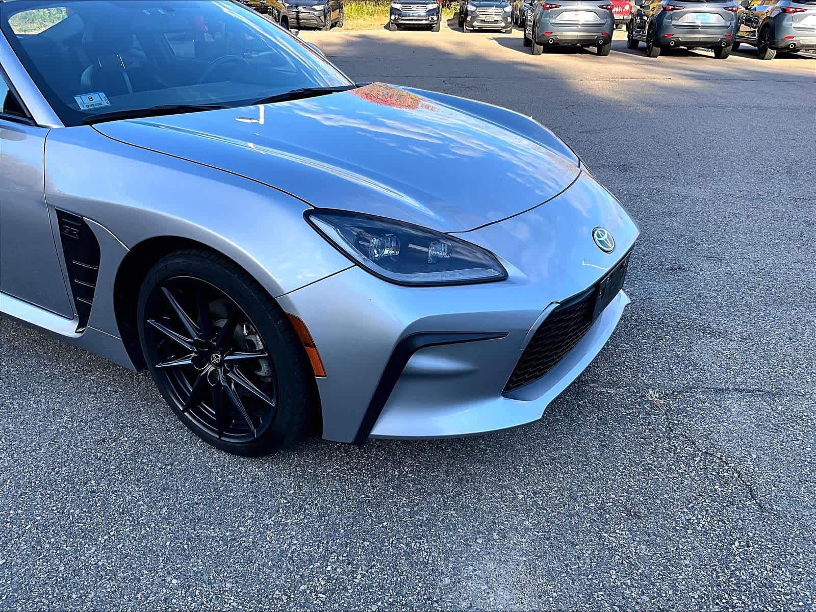 2023 Toyota GR86 Premium - Photo 5