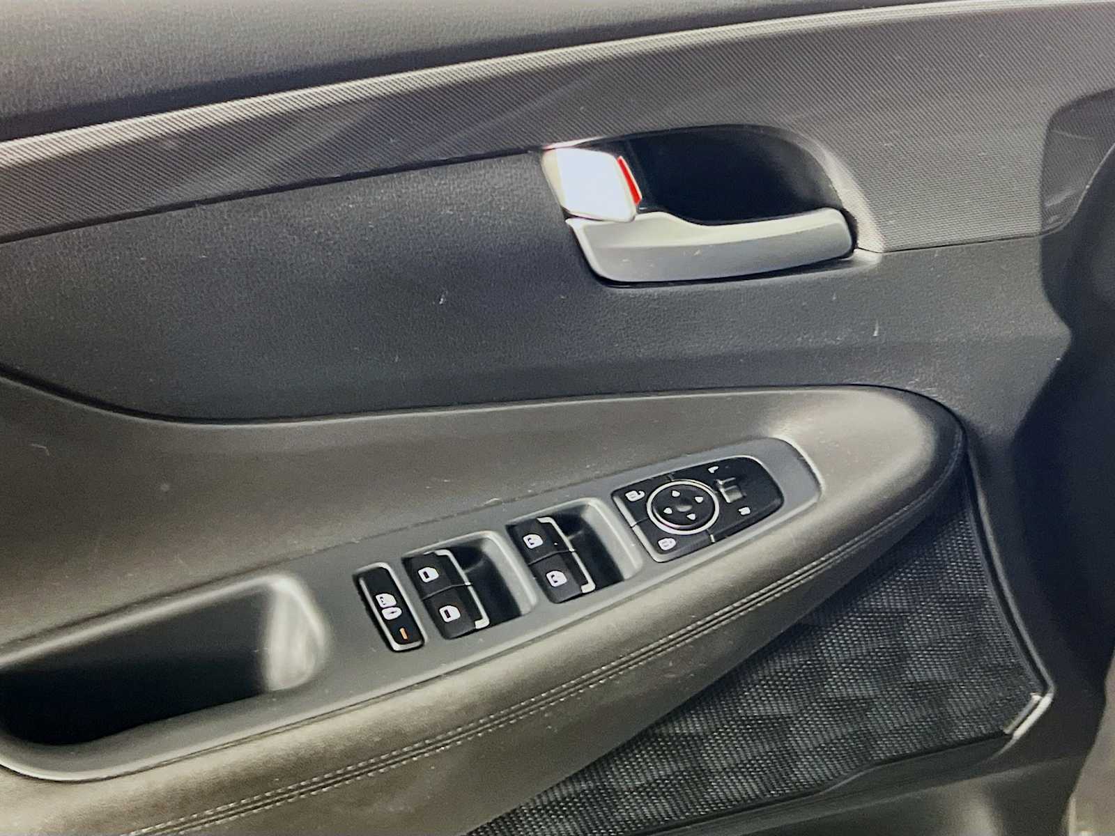 2022 Hyundai Santa Fe XRT - Photo 17