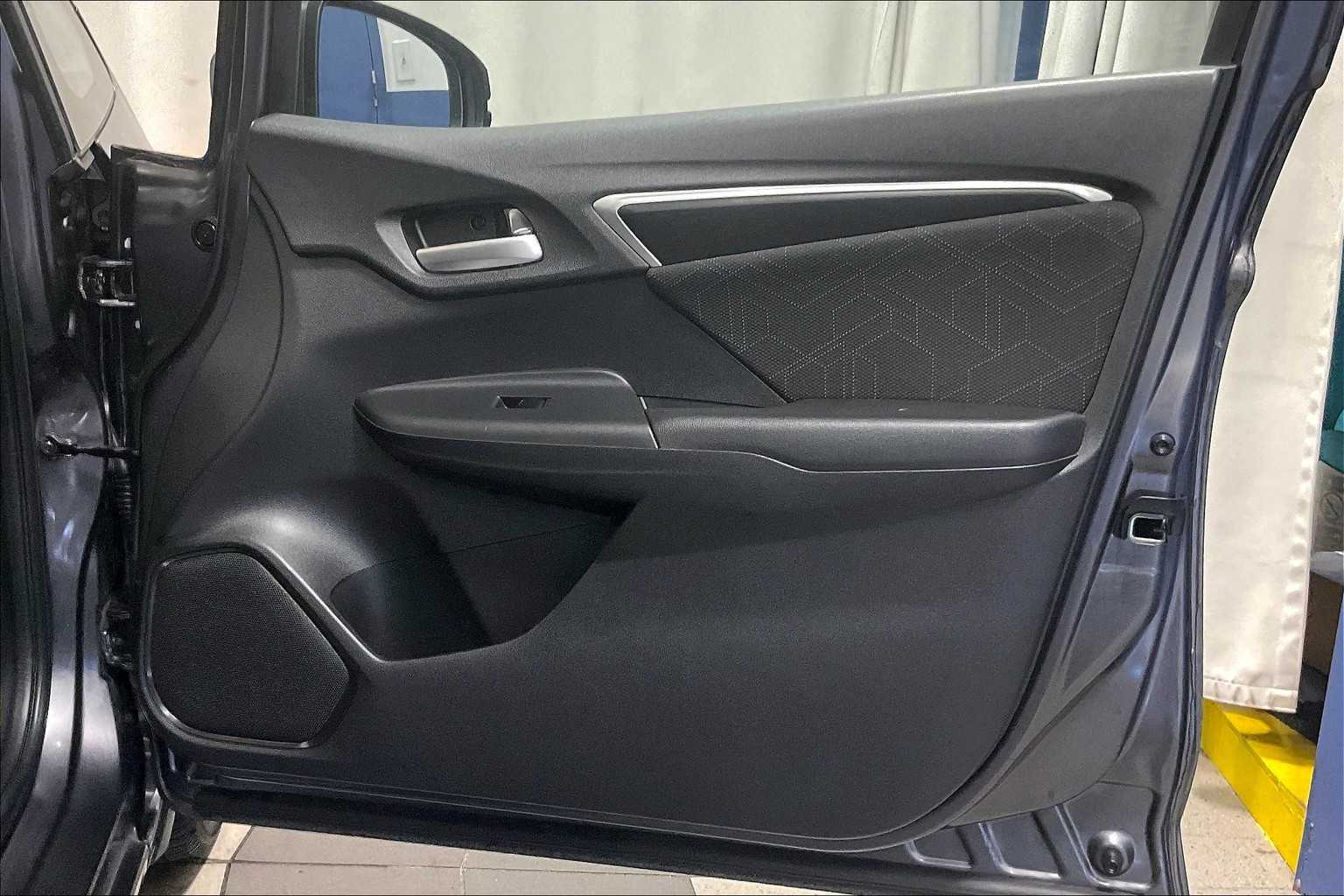 2016 Honda Fit EX - Photo 12