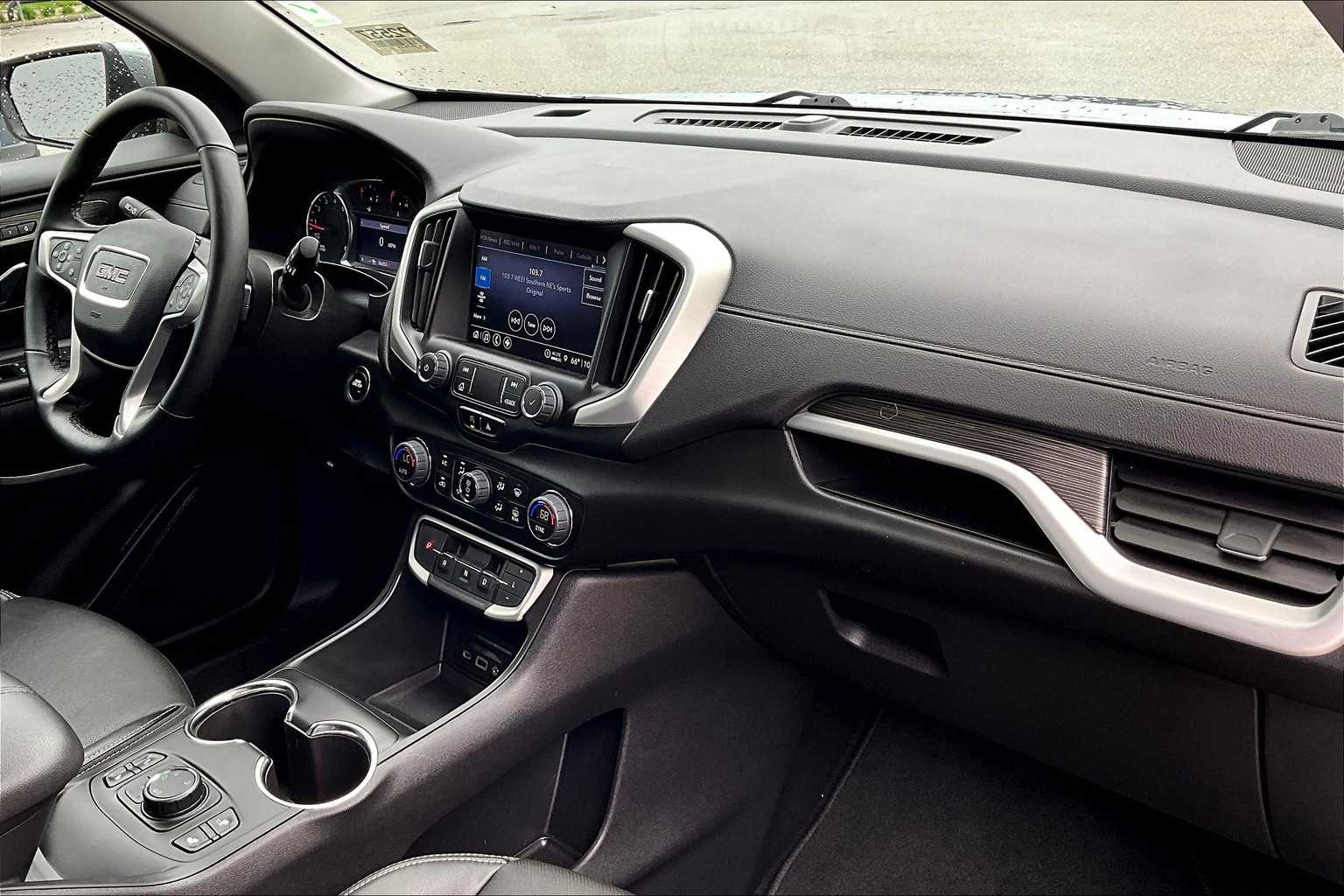 2023 GMC Terrain SLT - Photo 14