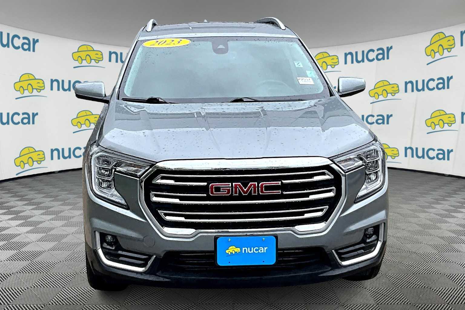 2023 GMC Terrain SLT - Photo 2