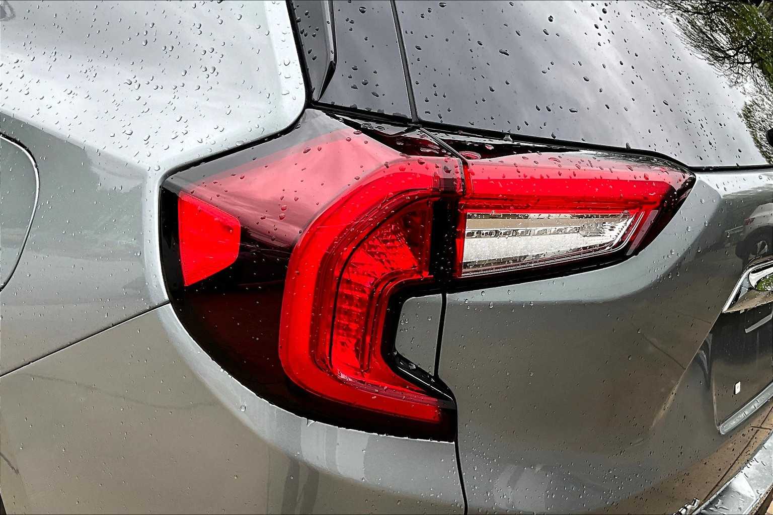 2023 GMC Terrain SLT - Photo 33