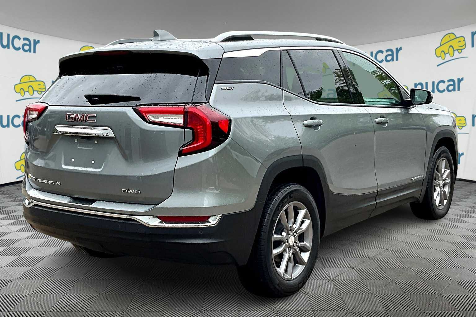 2023 GMC Terrain SLT - Photo 6