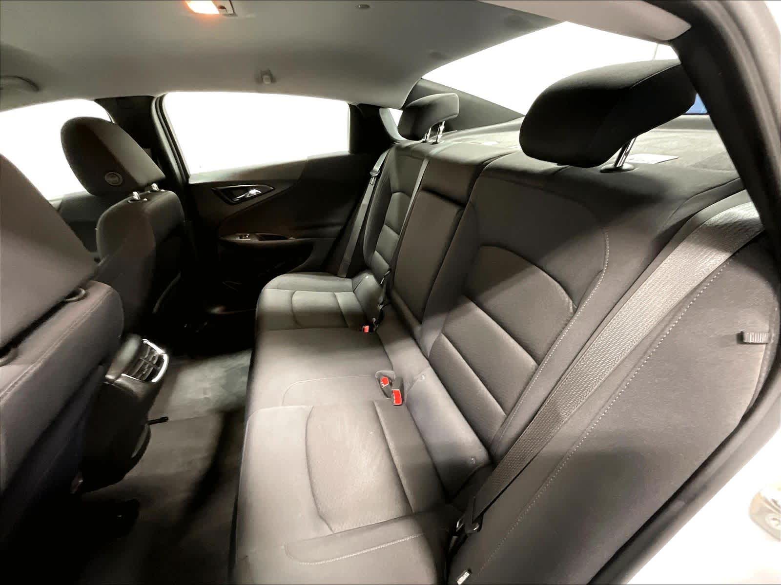 2024 Chevrolet Malibu LT - Photo 15