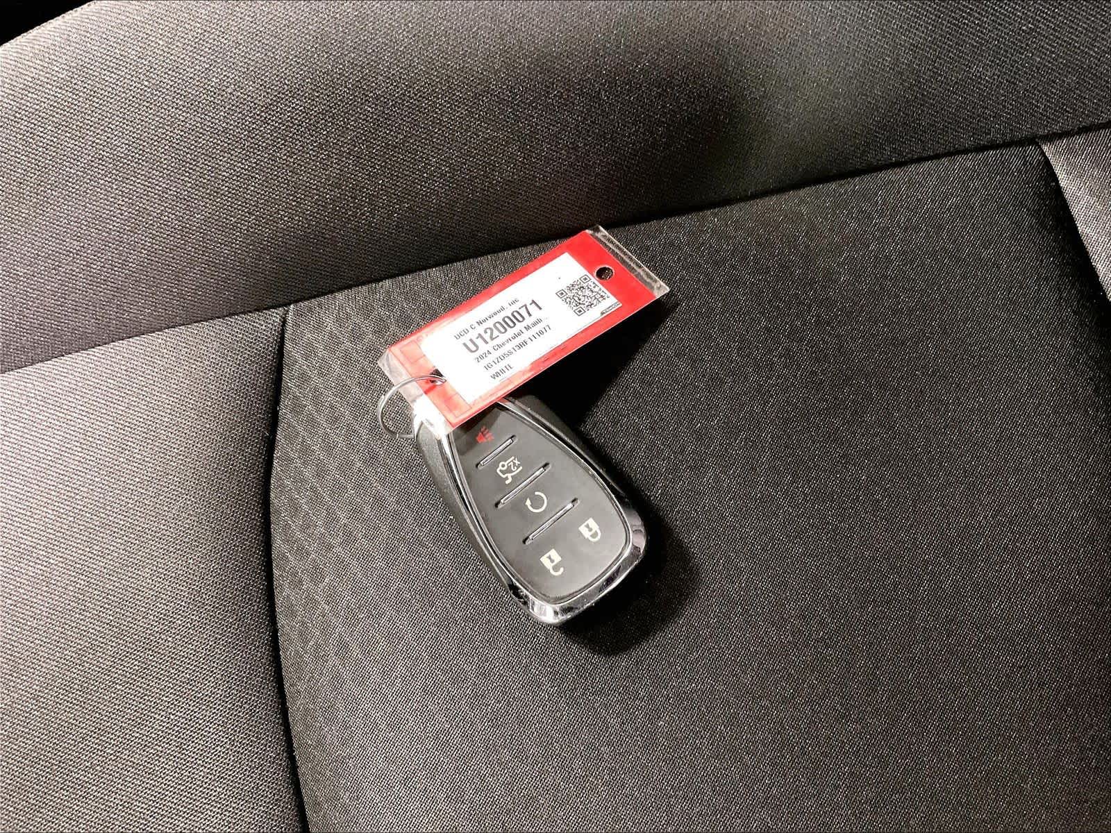 2024 Chevrolet Malibu LT - Photo 30