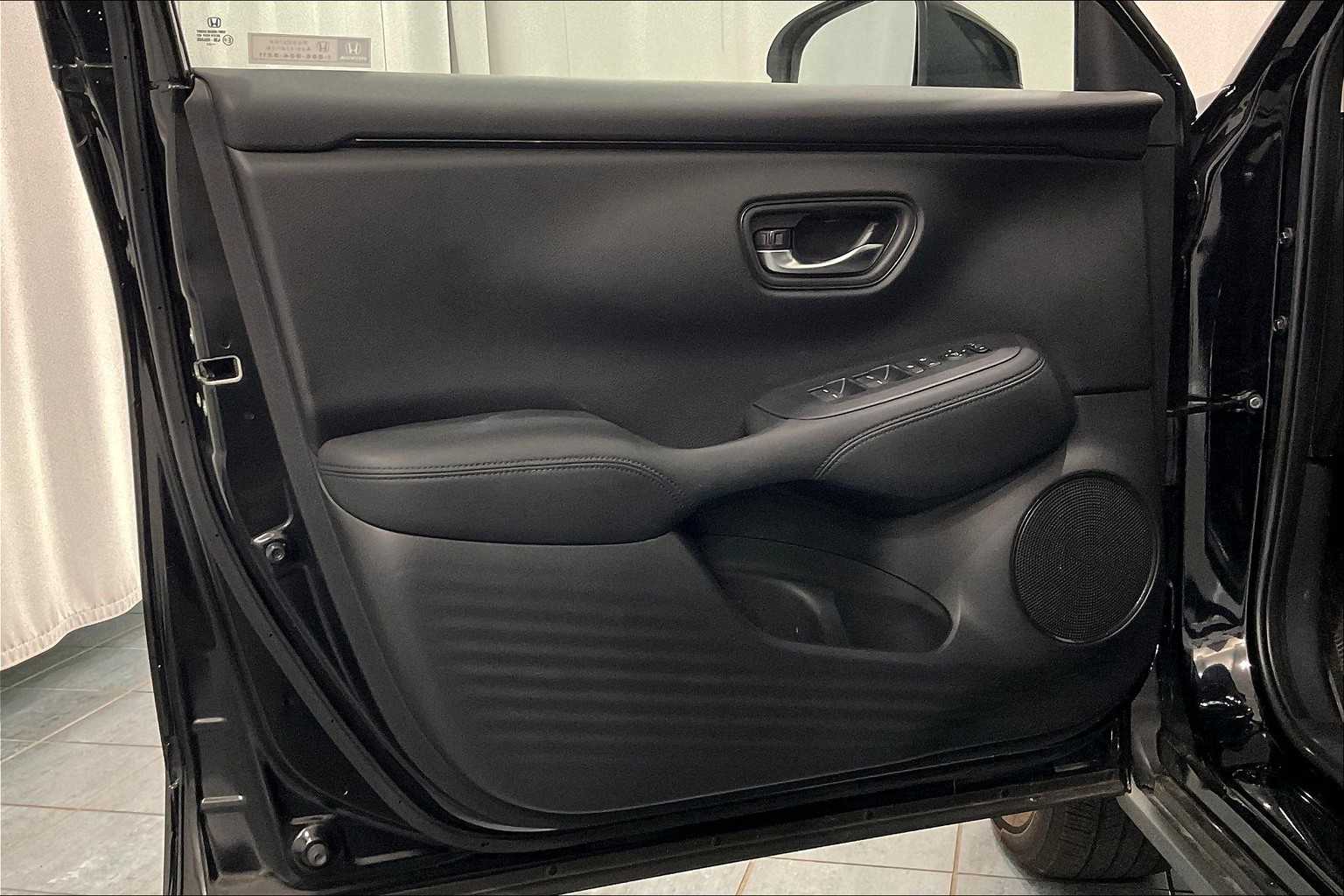 2024 Honda HR-V LX - Photo 18