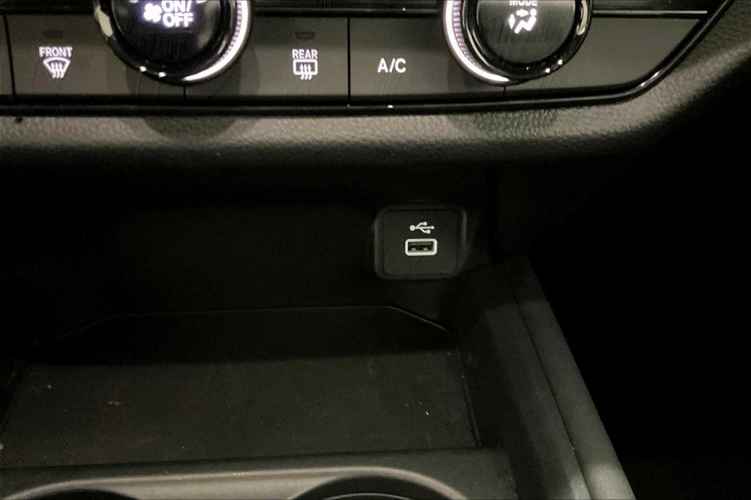 2024 Honda HR-V LX - Photo 40
