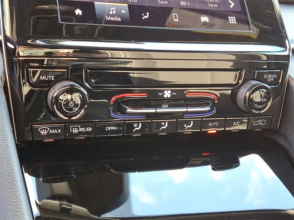 2025 Jeep Grand Cherokee Laredo X - Photo 12