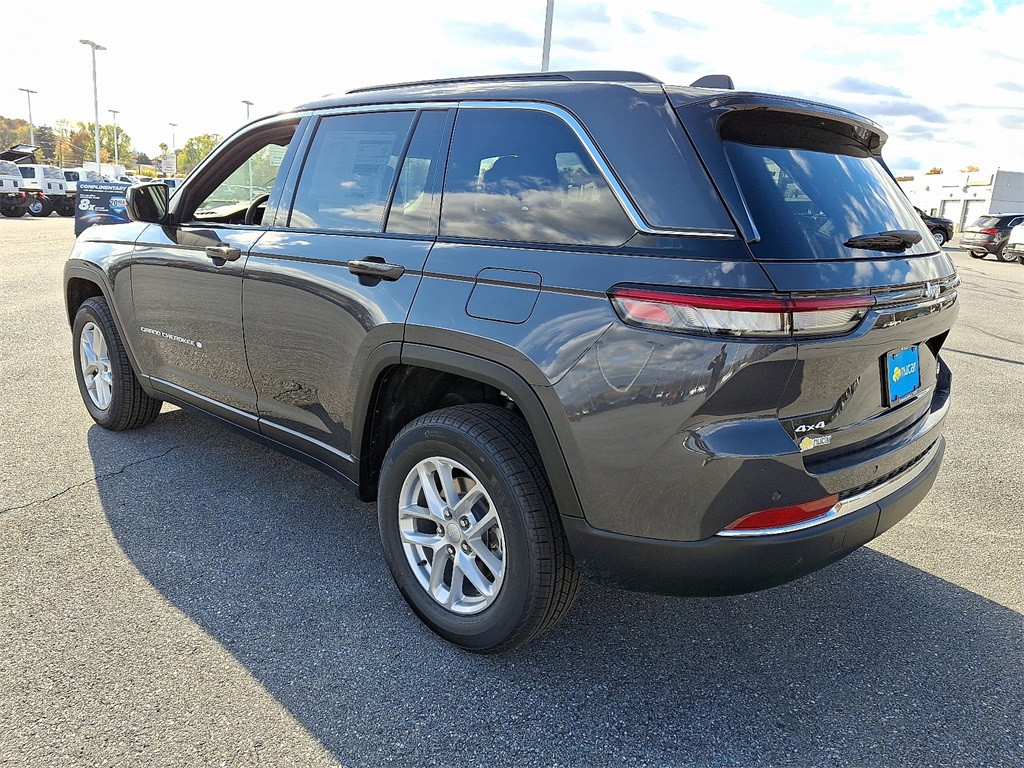 2025 Jeep Grand Cherokee Laredo X - Photo 3