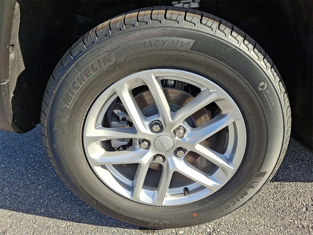 2025 Jeep Grand Cherokee Laredo X - Photo 5