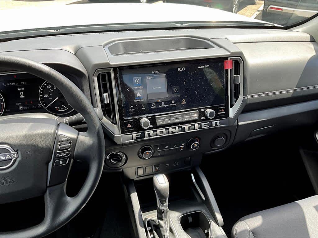 2025 Nissan Frontier SV - Photo 17