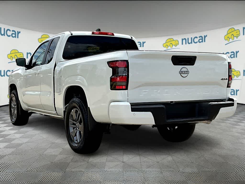 2025 Nissan Frontier SV - Photo 4